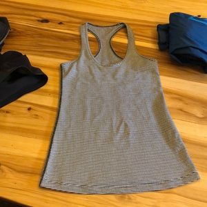 Lululemon tank